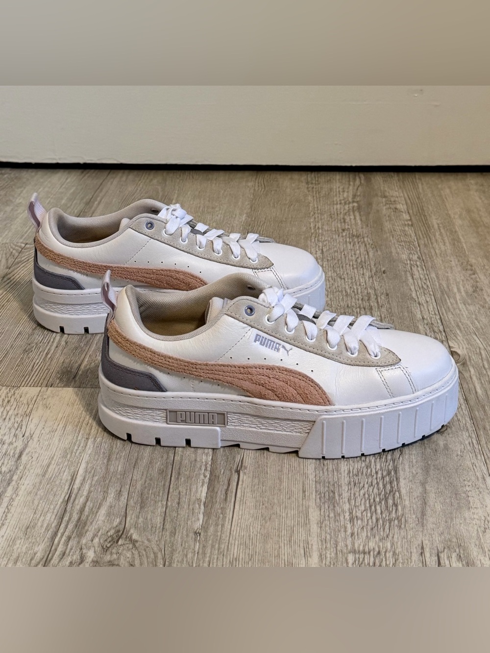 Puma Mayze Platform Sneakers White & Blush Pink Suede | Women’s US 10 (EU 41)
